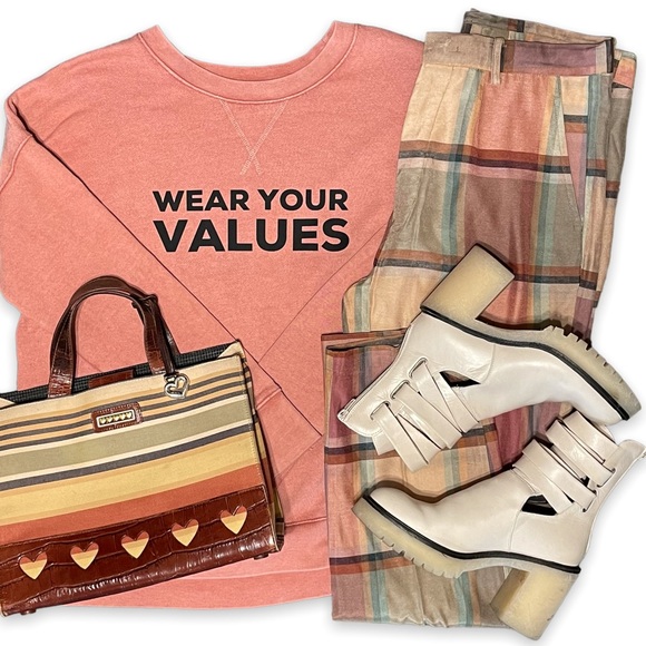 Time and Tru Tops - Celebrate Secondhand Values ~ WEAR YOUR VALUES ~ Rehabbed Sweatshirt ~ M